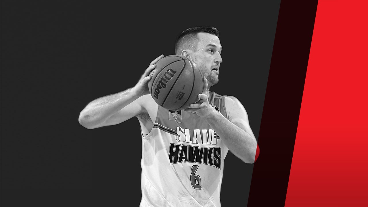 Hawks Re-Sign AJ Ogilvy