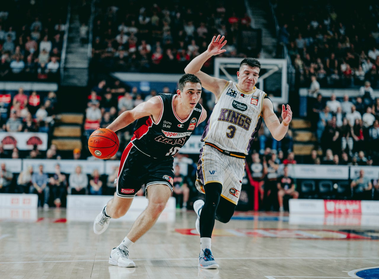 Illawarra Hawks vs Sydney Kings semi-final one highlights