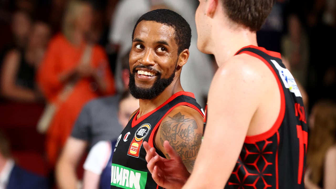 Nic Rillie Rillie praises unselfish Cotton after Adelaide heroics