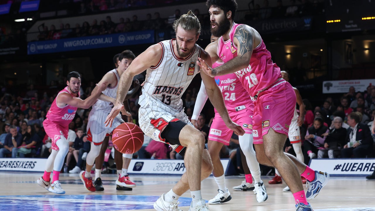 Illawarra Hawks vs. Adelaide 36ers - Game Highlights